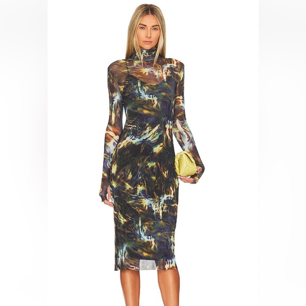Steve Madden Abstract Long Sleeve Dress - Blue and Yellow. Vivienne Midi dress.